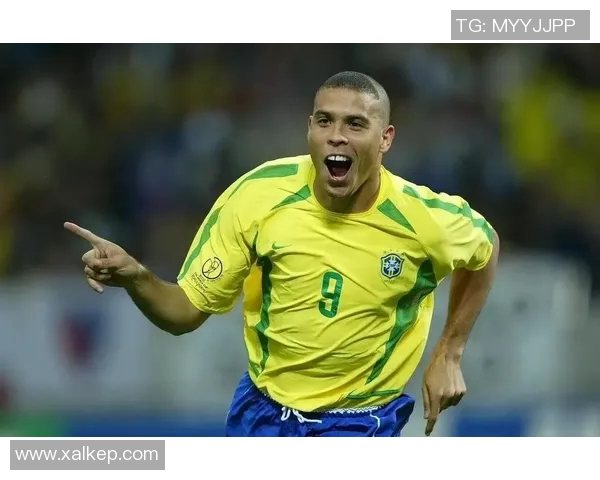 带fan字的足球明星盘点他们的辉煌成就与场外生活趣事